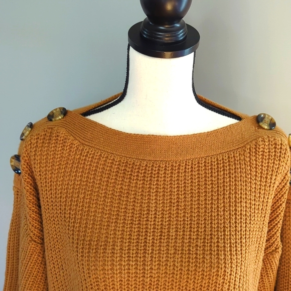 Francesca's E&M Cognac Sweater with Button Detail - Size: L - Picture 3 of 10
